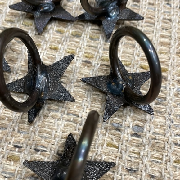 Set of 6 Rustic Metal Hand Forged Stars Napkin Rings - Picture 8 of 10